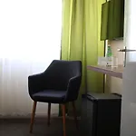 Отель Am Schloss Тун