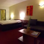 Отель Am Schloss