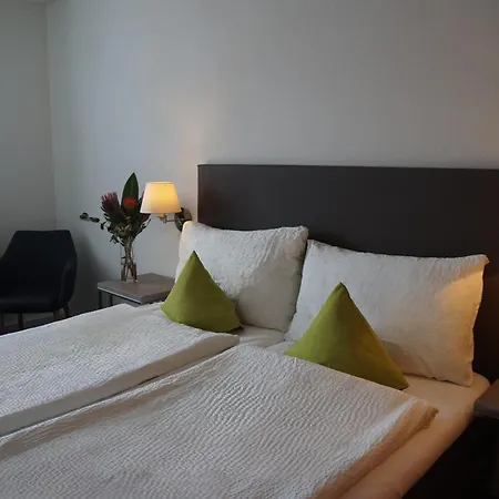 Hotel Am Schloss 3*