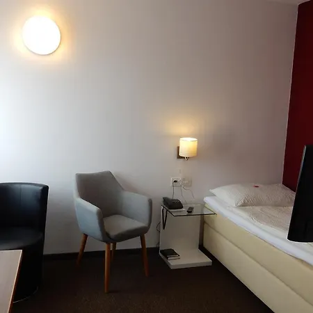 فندق إيه أم شلوس 3*