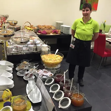 إيه أم شلوس 3*