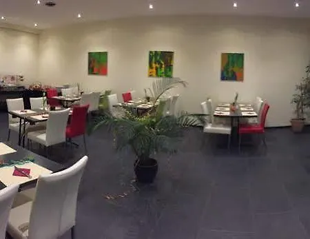 Am Schloss Hotell 3*