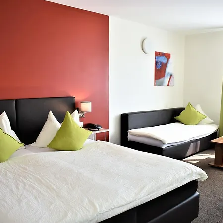 Hotell Am Schloss 3*