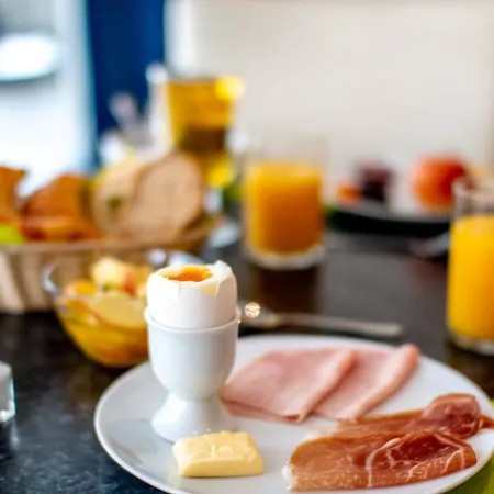 Am Schloss Hotell 3*